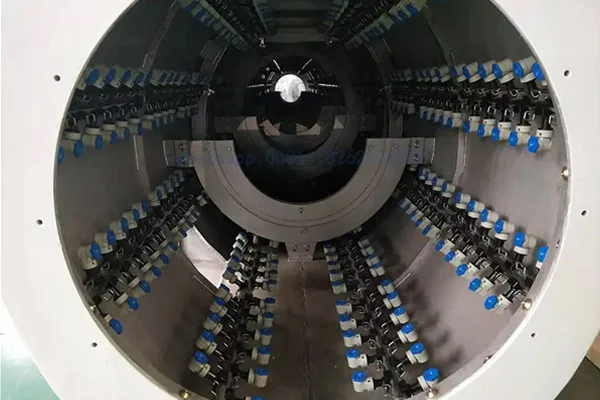 挤出机在塑料机械中的作用与重要性